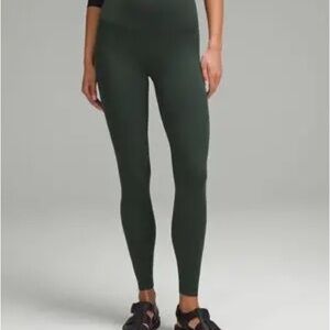 Lululemon Align High Rise Legging Pant 28” in size 10